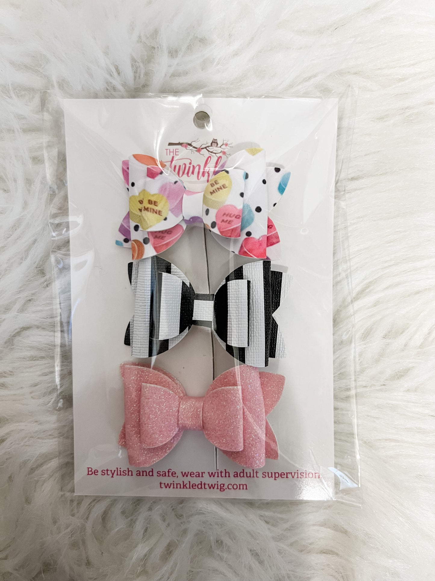 Heart Bows