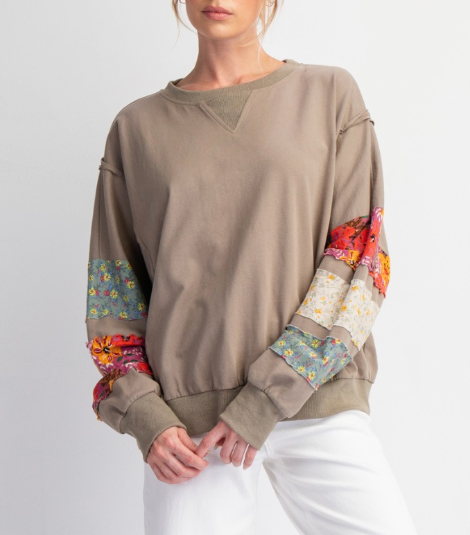 Plus Size Detail Sleeve Blouse