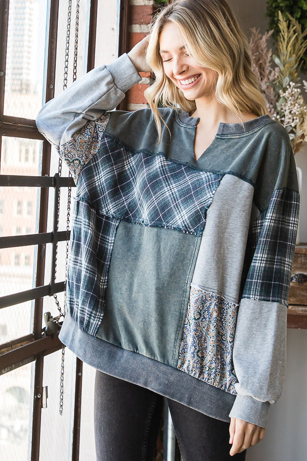 Patch Perfect Sweatshirt - Denim