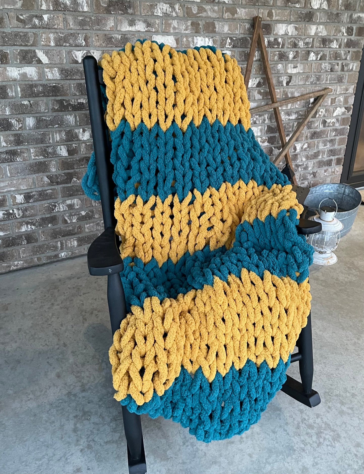 Emerald City Chunky Knit Blanket